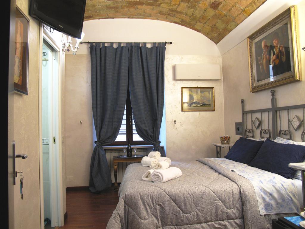 Salaria Luxury Suites Rome Room photo